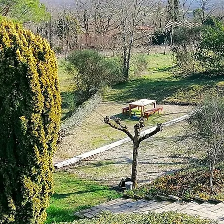 Les Hauts Vallons Bed & Breakfast Puylaroque