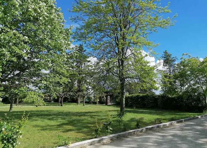 فندق مبيت وإفطار Les Hauts Vallons 3*