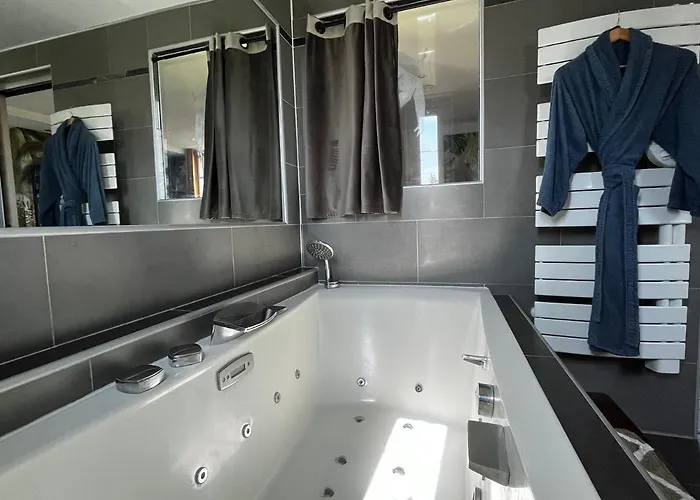 Les Hauts Vallons فندق مبيت وإفطار